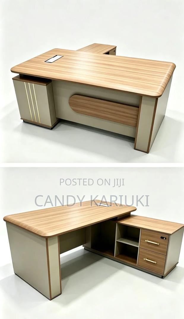 Modern Executive Office Desk | Elegant and Functional