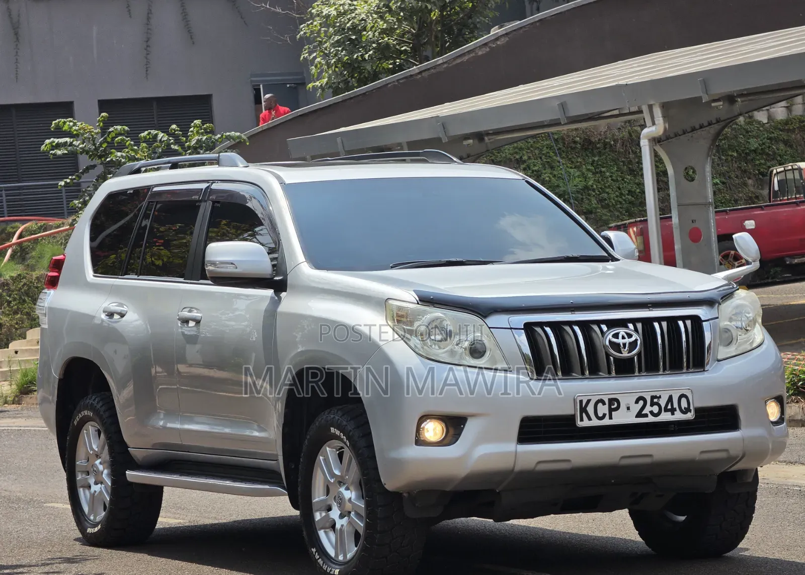 Toyota Land Cruiser Prado 2011 Silver
