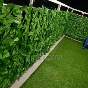 Decorative Artificial Leaf Screening for Outdoor Privacy and Style