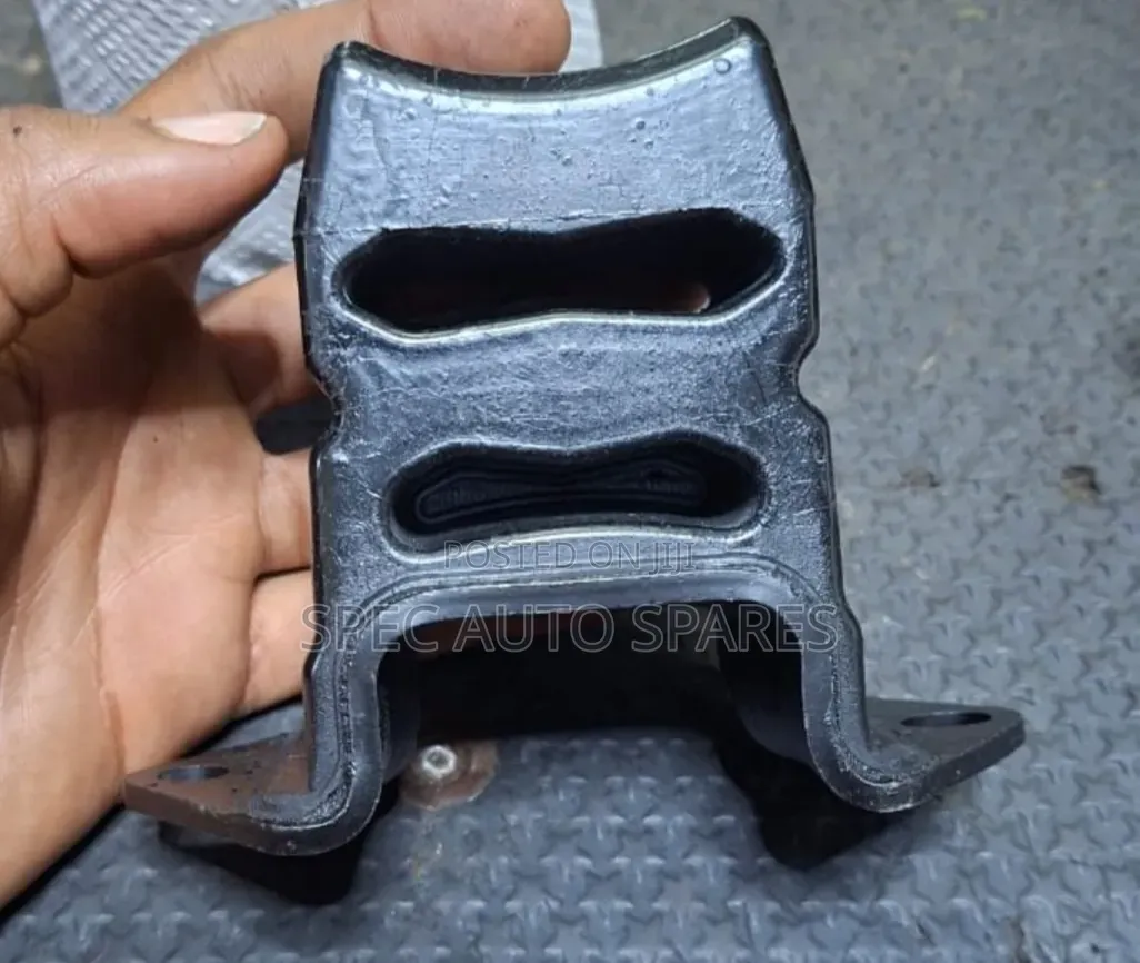 Rear Suspension Bump Stop/Spring Buffer Hilux Forruner Prado 150