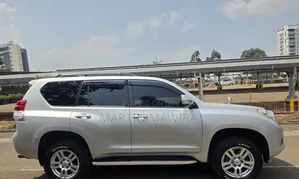 Toyota Land Cruiser Prado 2011 Silver