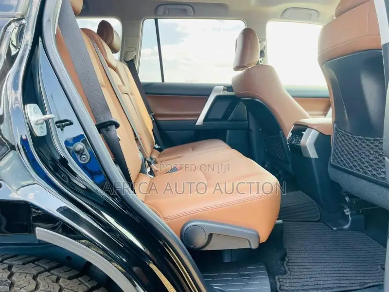 Toyota Land Cruiser Prado 2021 Black