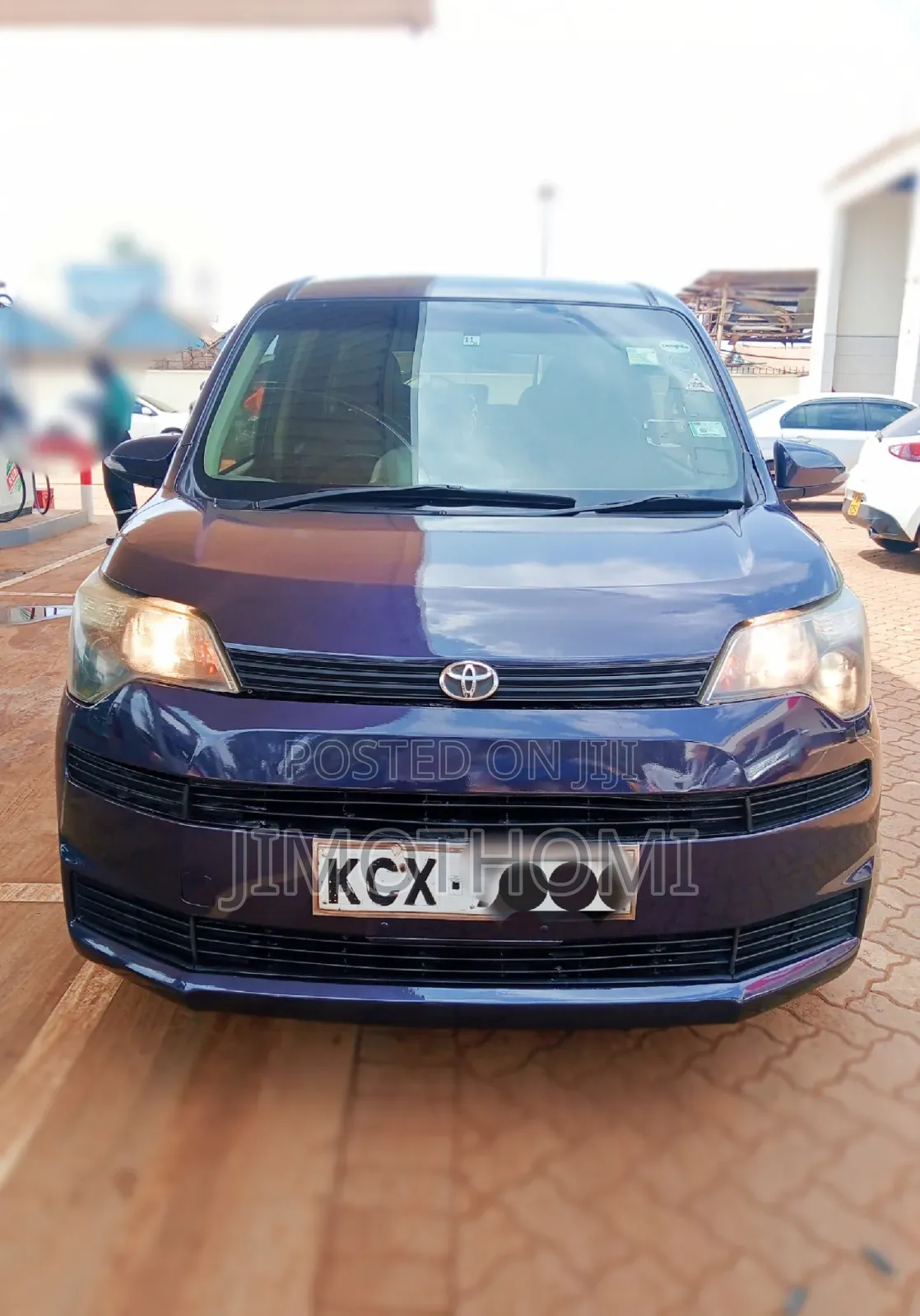Toyota Spade 2012 Purple