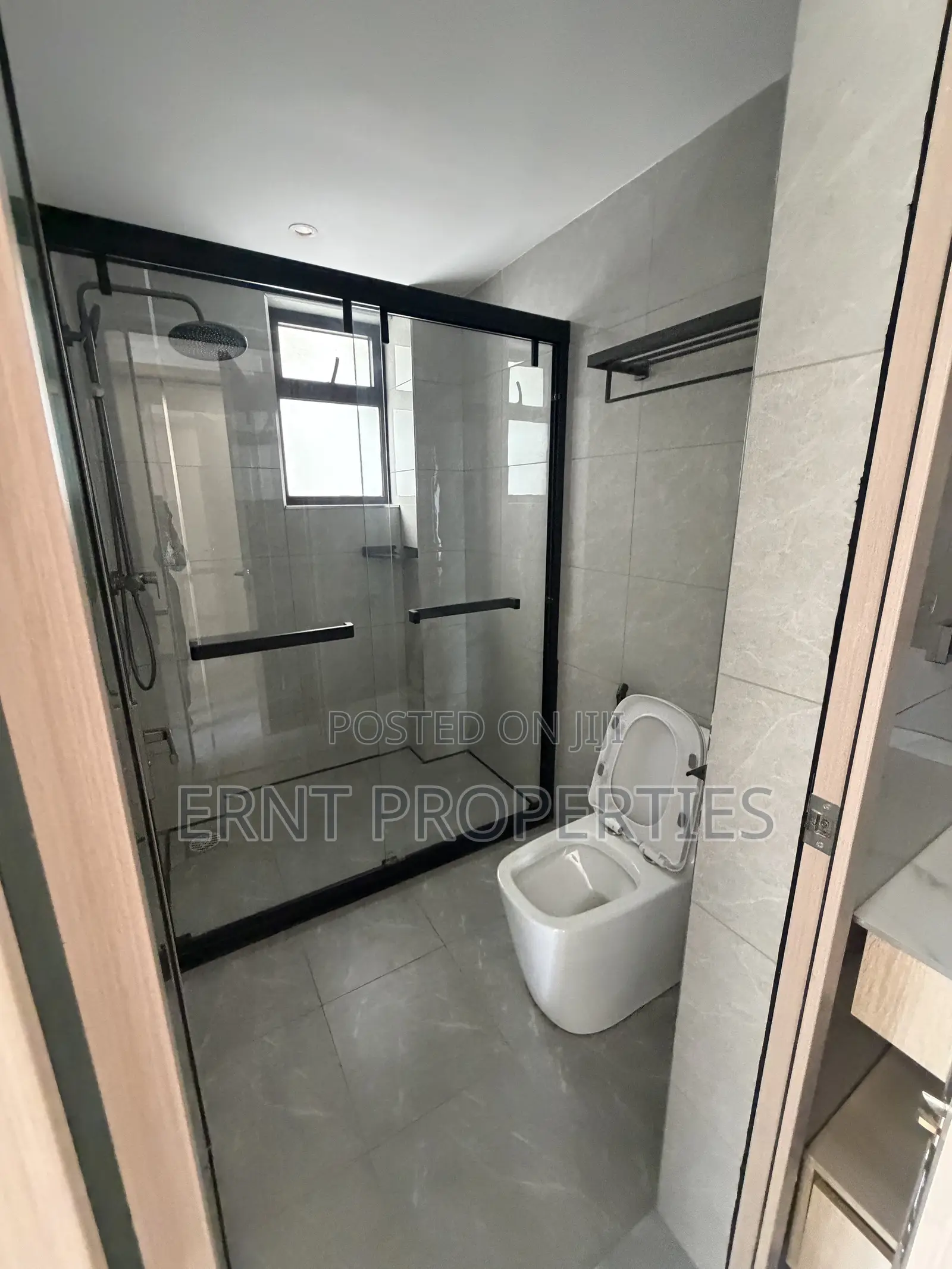 3bdrm Apartment in Riverside Drive for sale