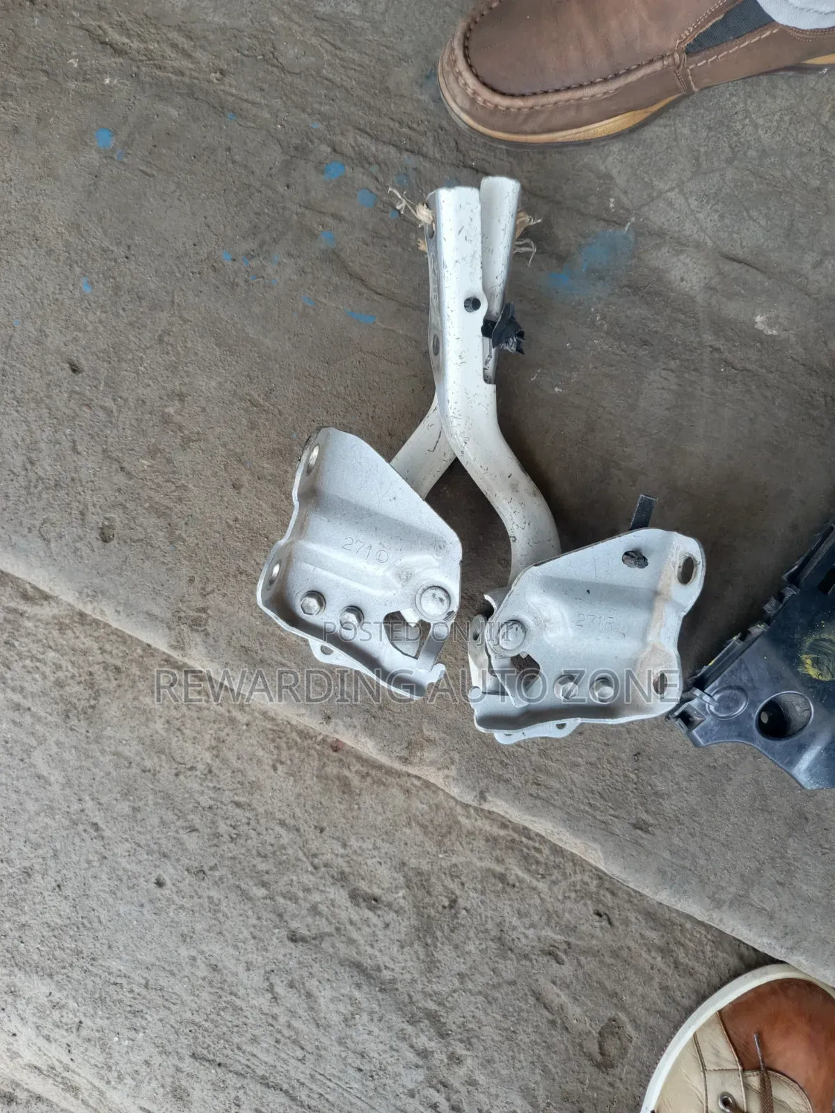 Prado J150 J165 Bonnet Hinges