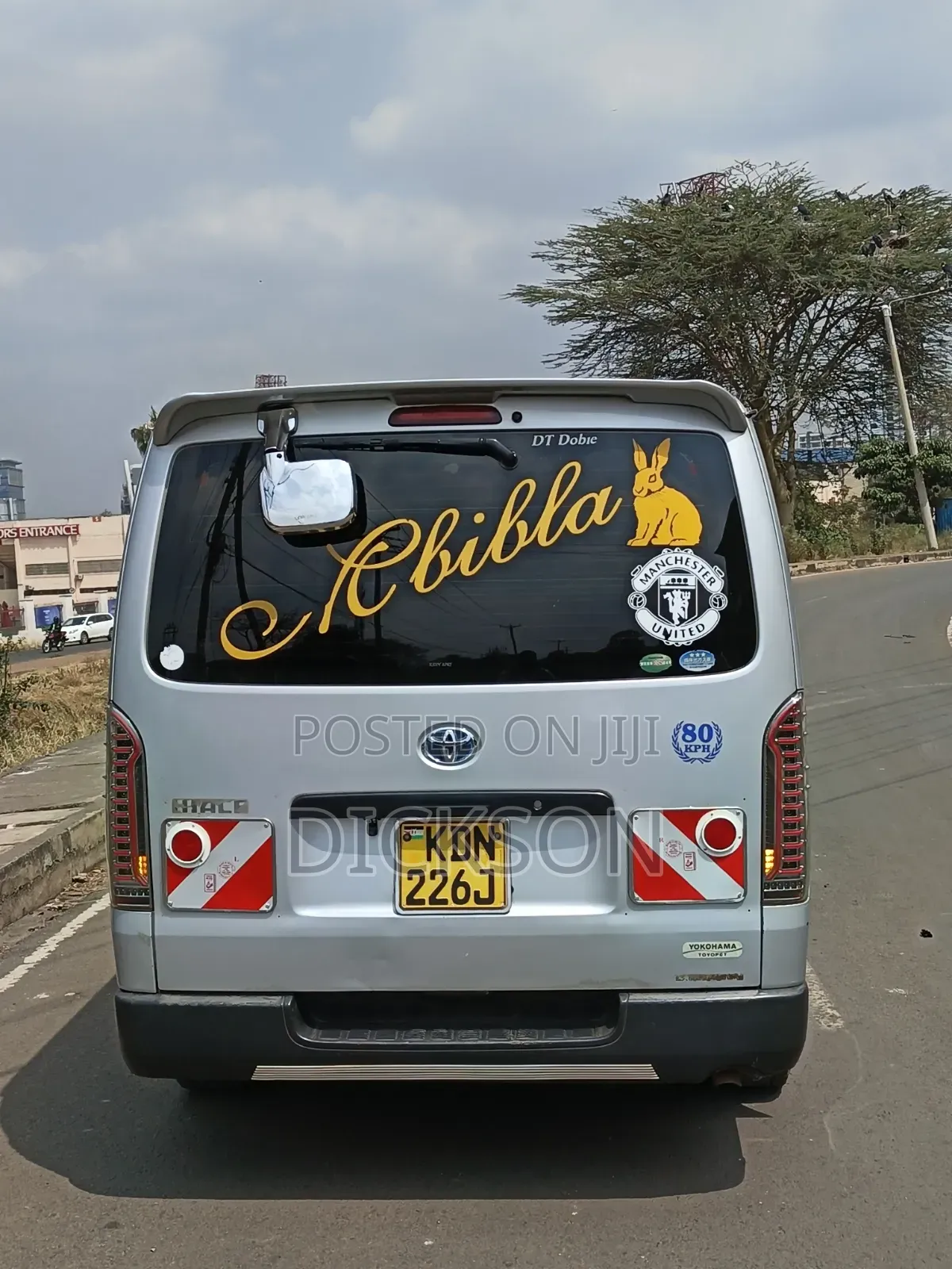 Toyota HiAce 2016 Silver