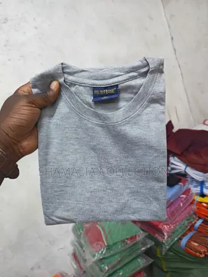 Felix Frank Roundneck T-Shirts – Quality Cotton
