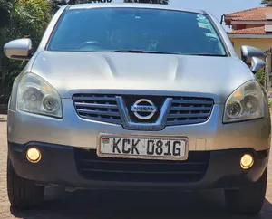 Nissan Dualis 2009 Gold