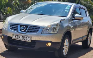 Nissan Dualis 2009 Gold