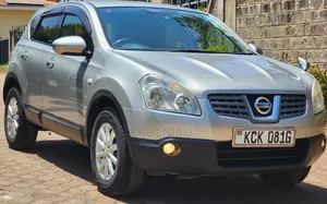 Nissan Dualis 2009 Gold