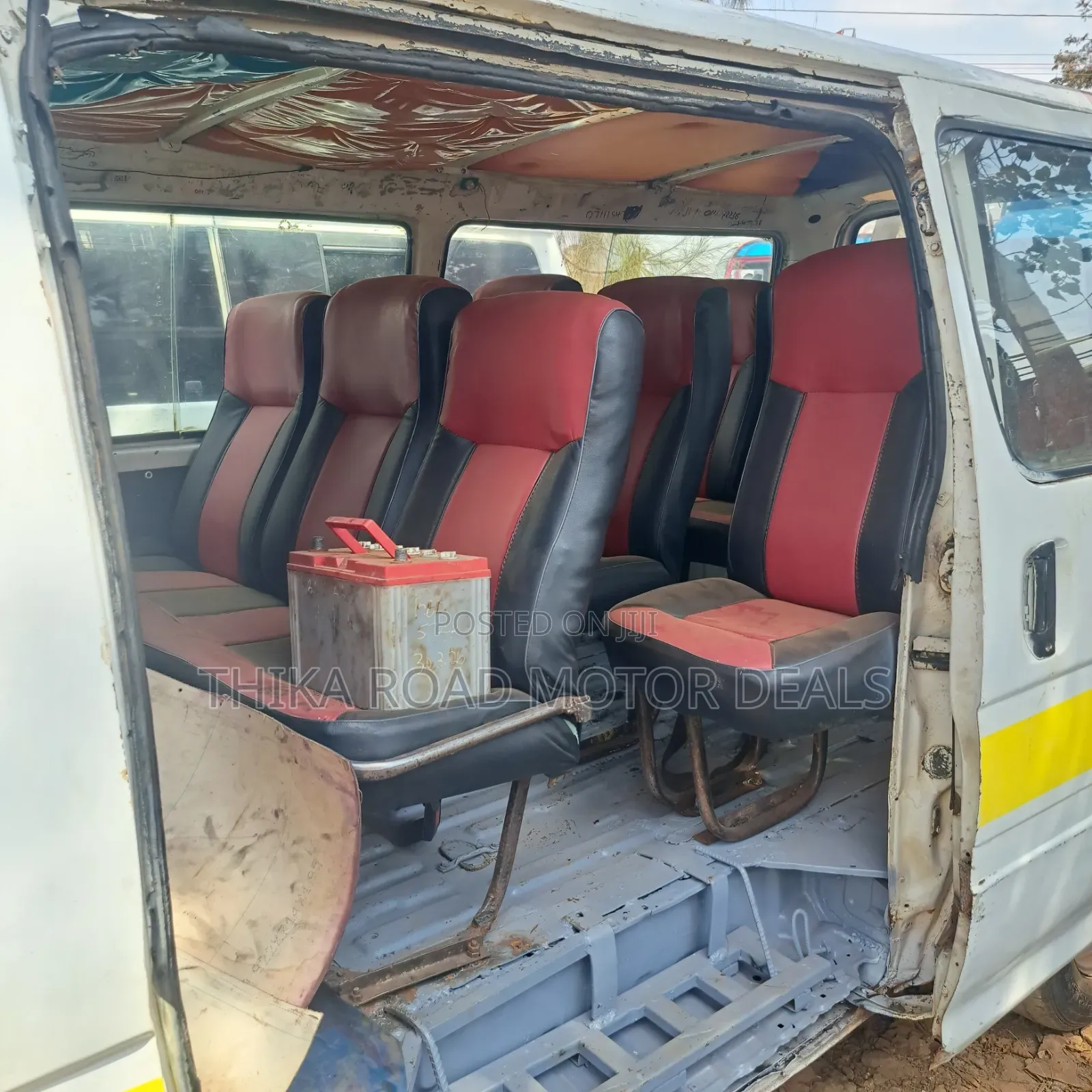 Toyota HiAce 2005