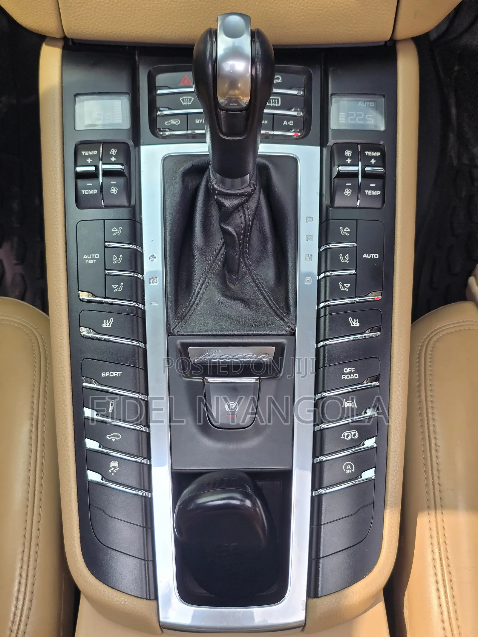 Porsche Macan GTS 2018 Black