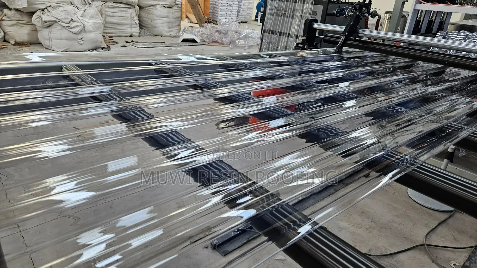 CLEAR SHEETS-Polycarbonate & Fiberglass