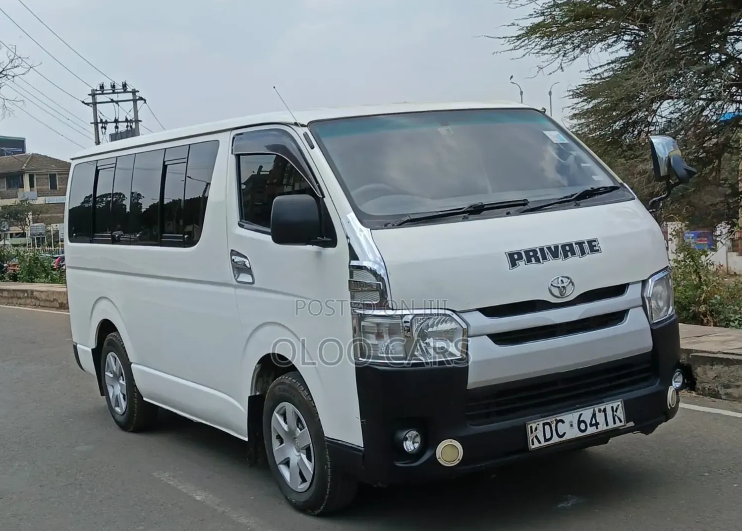 Toyota HiAce 2014 White