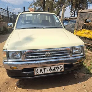 Toyota Hilux 2004