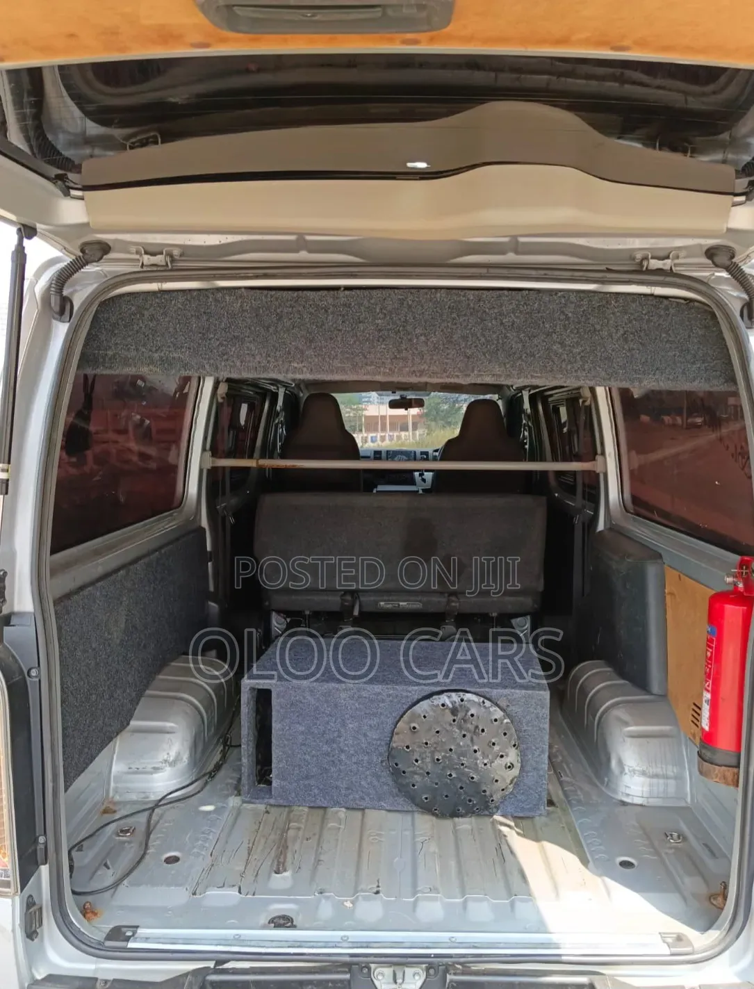 Toyota HiAce 2016 Silver