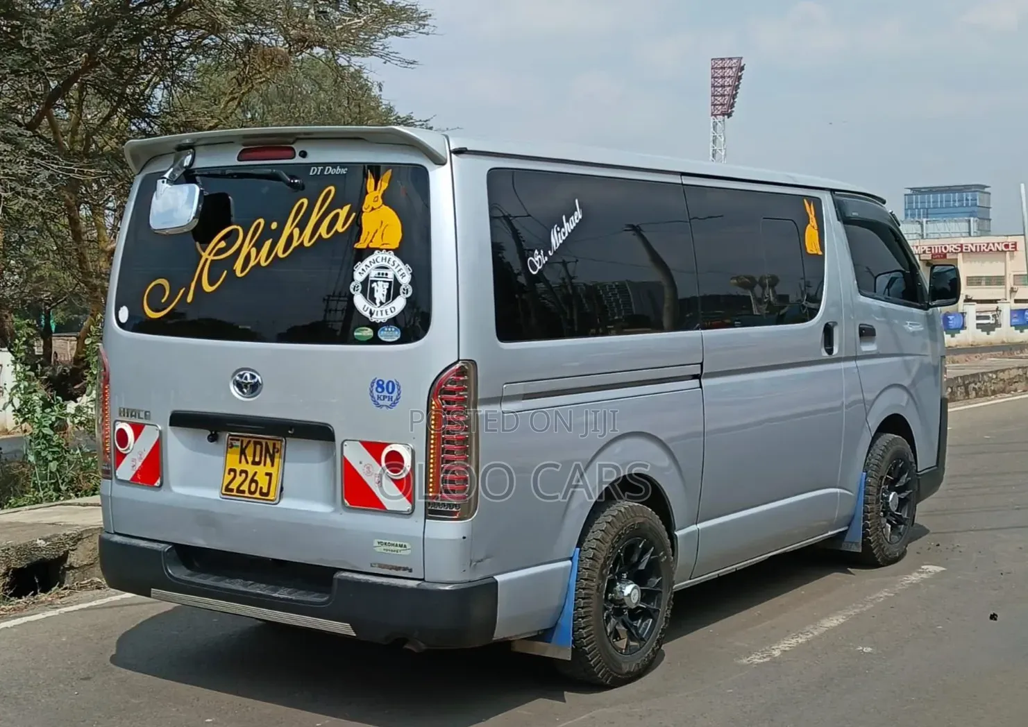 Toyota HiAce 2016 Silver