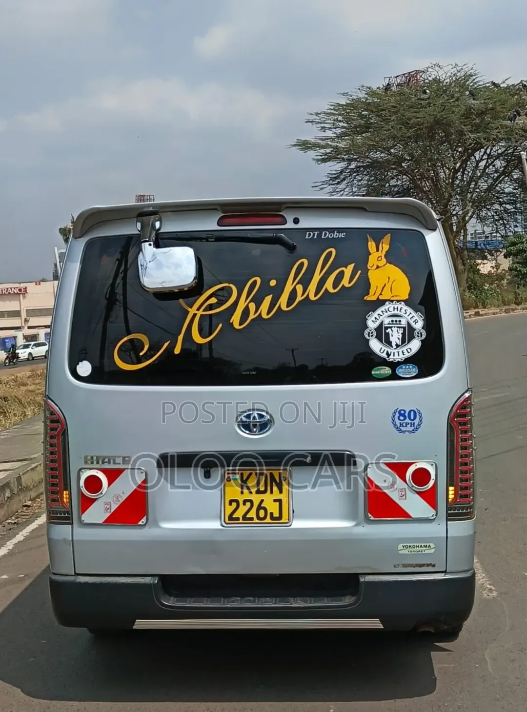 Toyota HiAce 2016 Silver