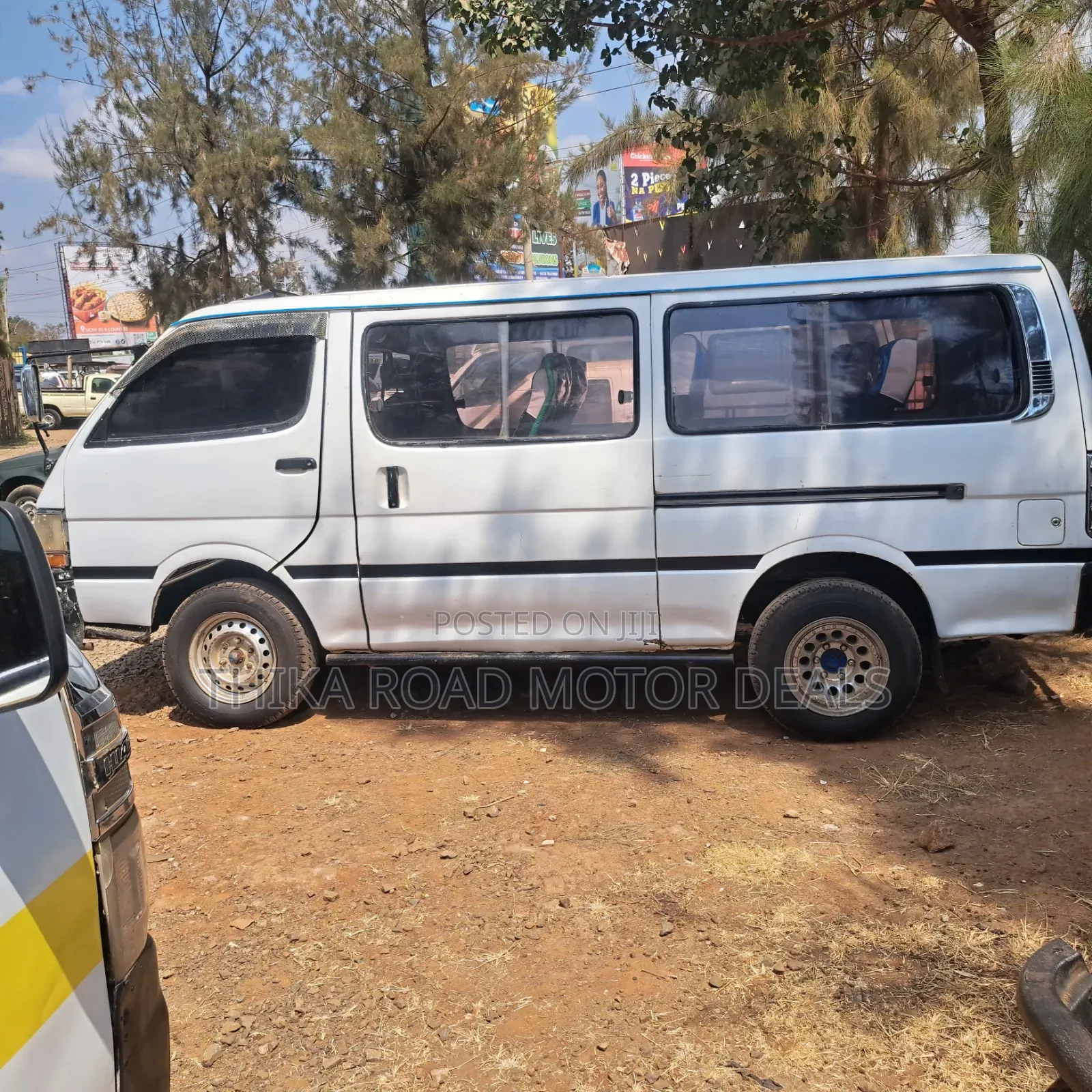 Toyota HiAce 2004 White