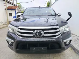 Toyota Hilux 2020 Black