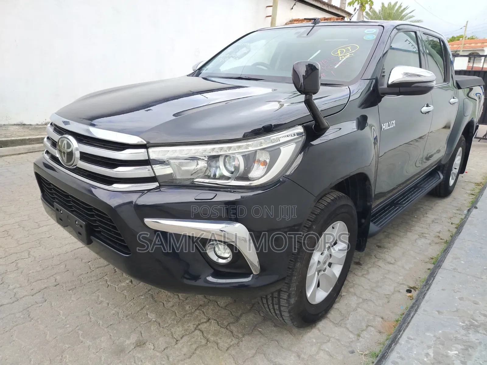 Toyota Hilux 2020 Black