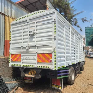 Isuzu NQR Manual