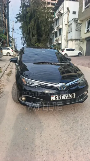 Toyota Auris 2018 Black