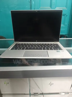 Laptop HP EliteBook 830 G8 16GB Intel Core i7 SSD 256GB