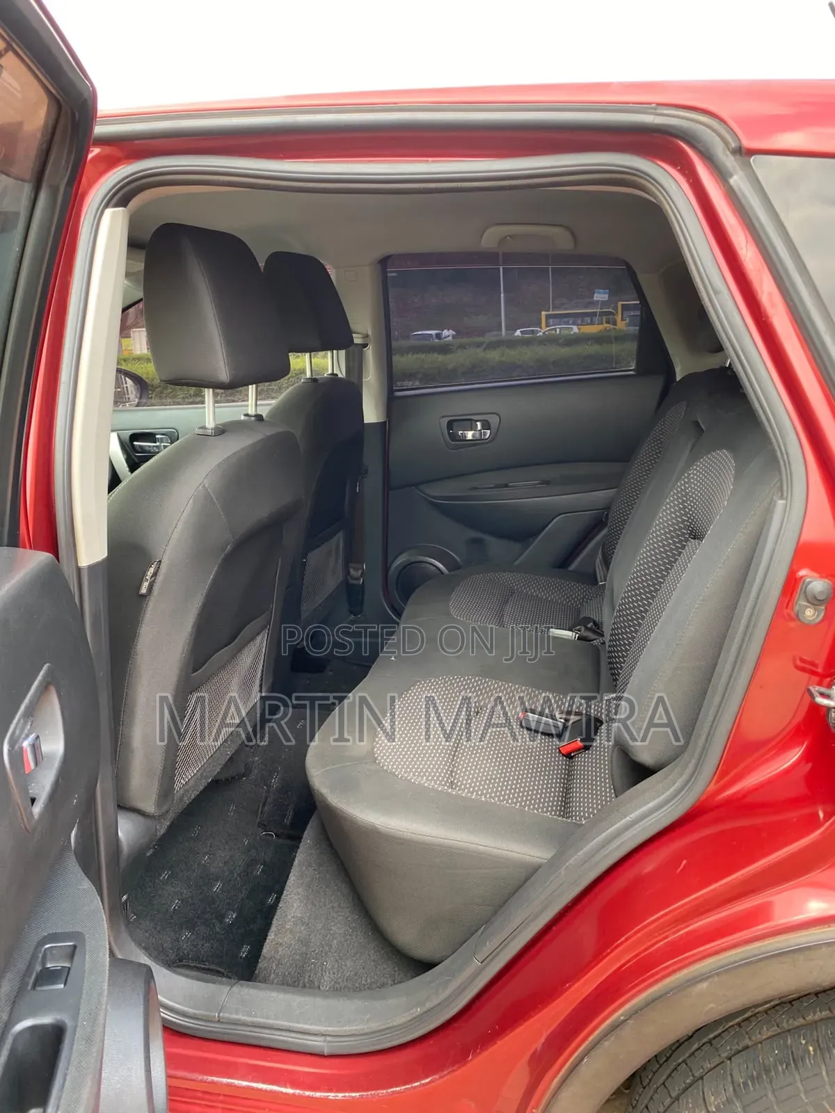 Nissan Dualis 2011 Red