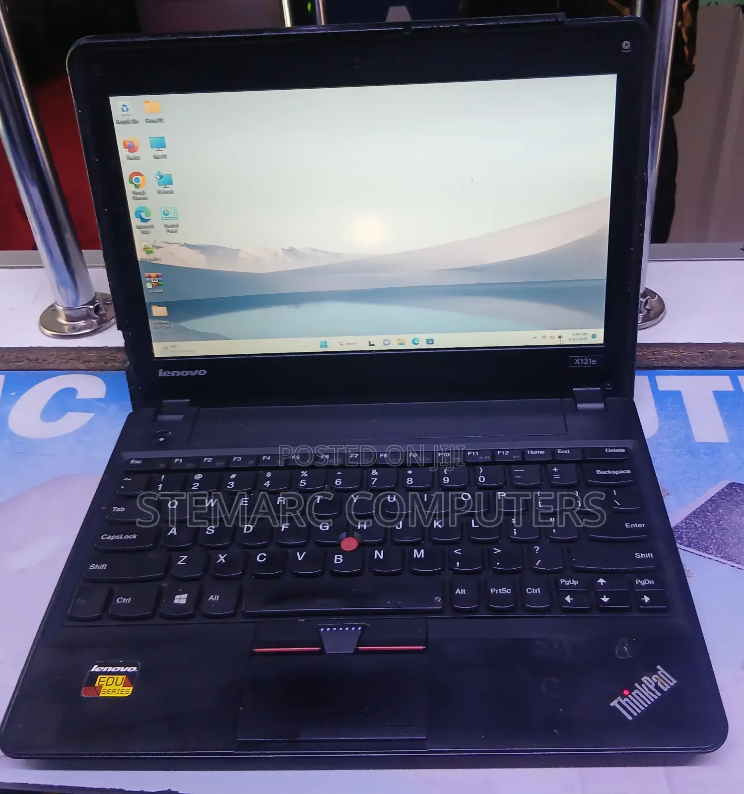 Laptop Lenovo ThinkPad X131e 4GB Intel Celeron HDD 320GB