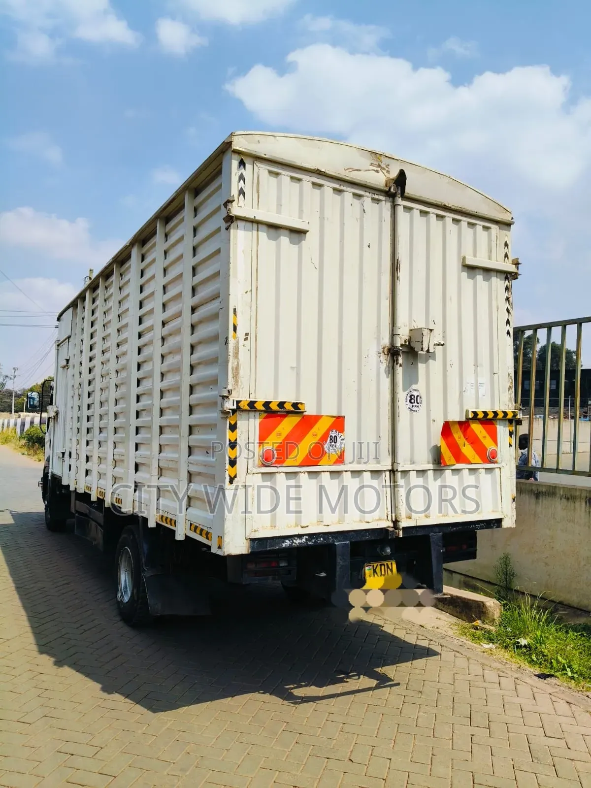 ISUZU FRR 90 Model 2022