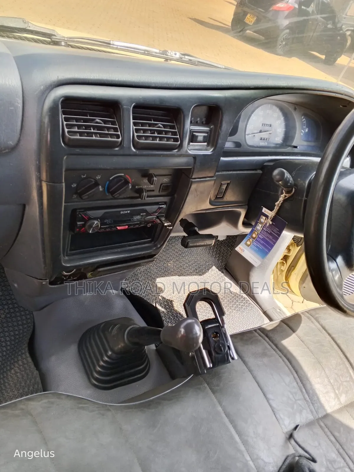 Toyota Hilux 2004