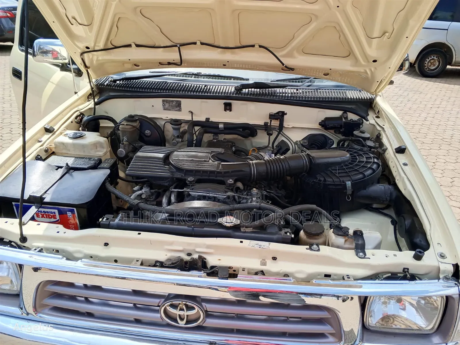 Toyota Hilux 2004