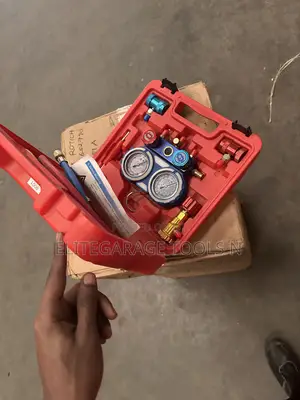 High Quality Refrigerant Double Gauge Valve