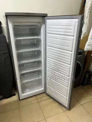 Von VAFS-20DHS 182l Upright Freezer