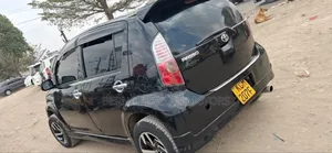 Toyota Passo 2010 Black