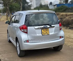 Subaru Trezia 2014 Silver