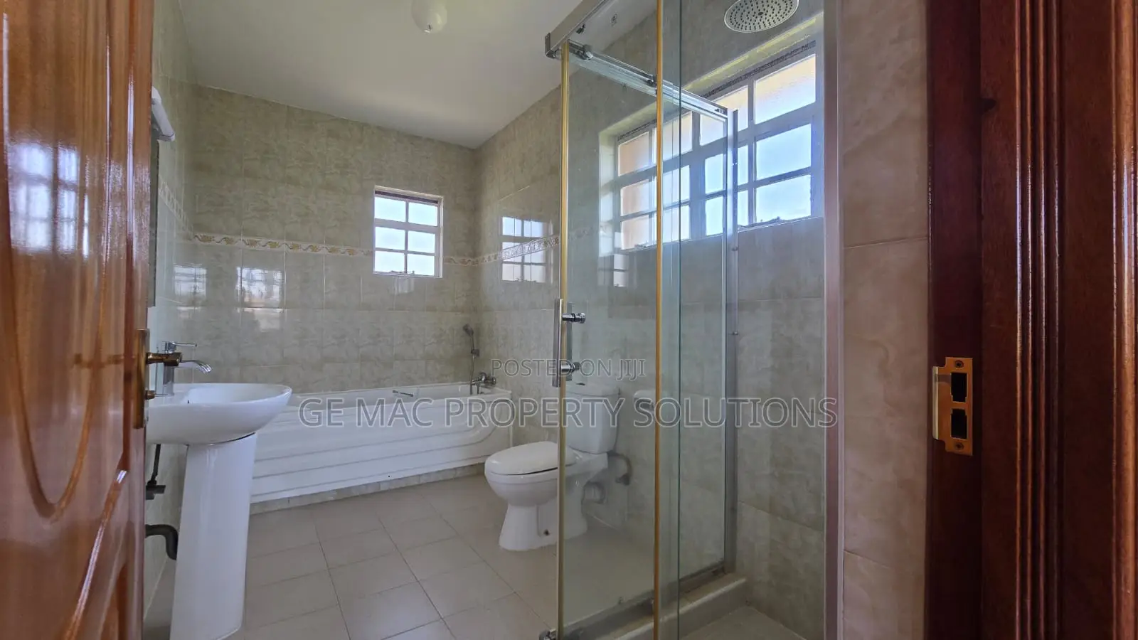 4bdrm House in Runda Paradise, Kiambu CBD for rent
