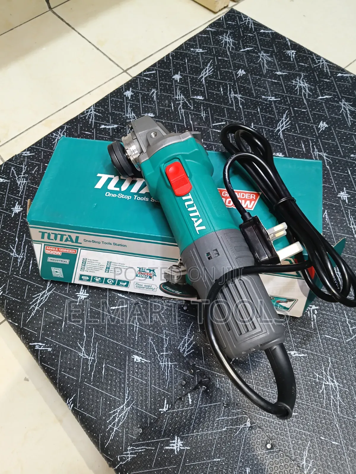 Total Angle Grinder 900w
