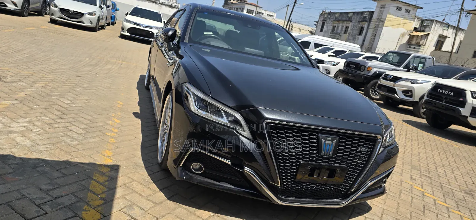 Toyota Crown 2020 Black