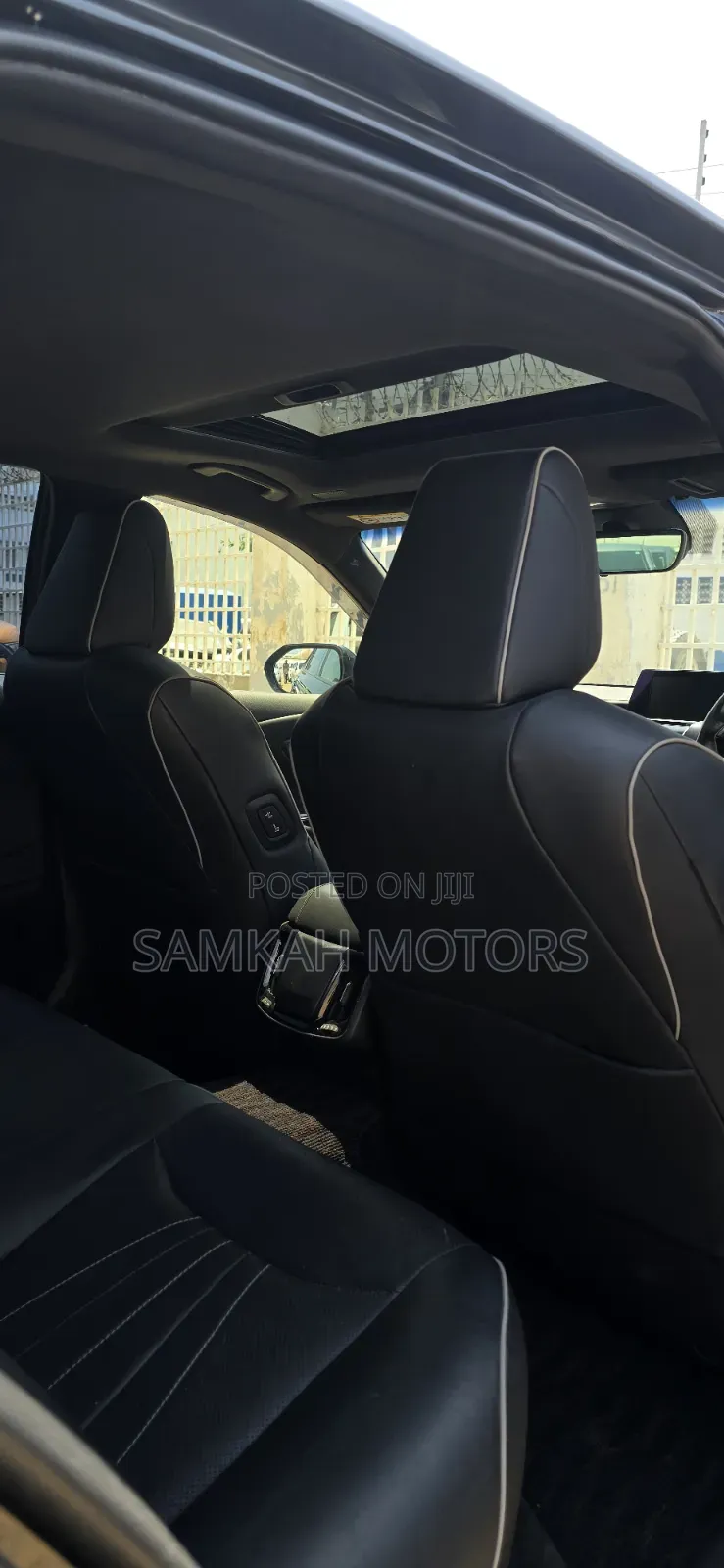 Toyota Crown 2020 Black