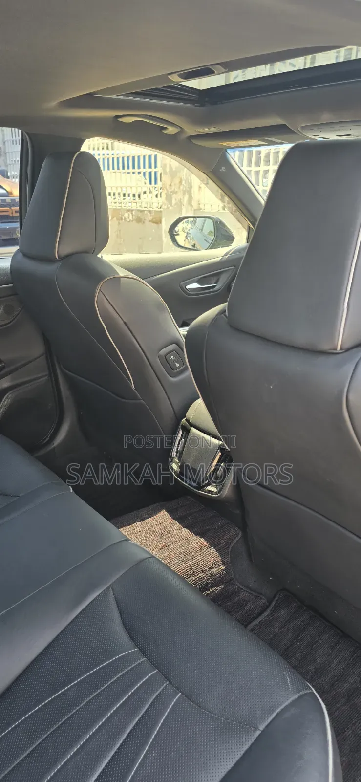 Toyota Crown 2020 Black