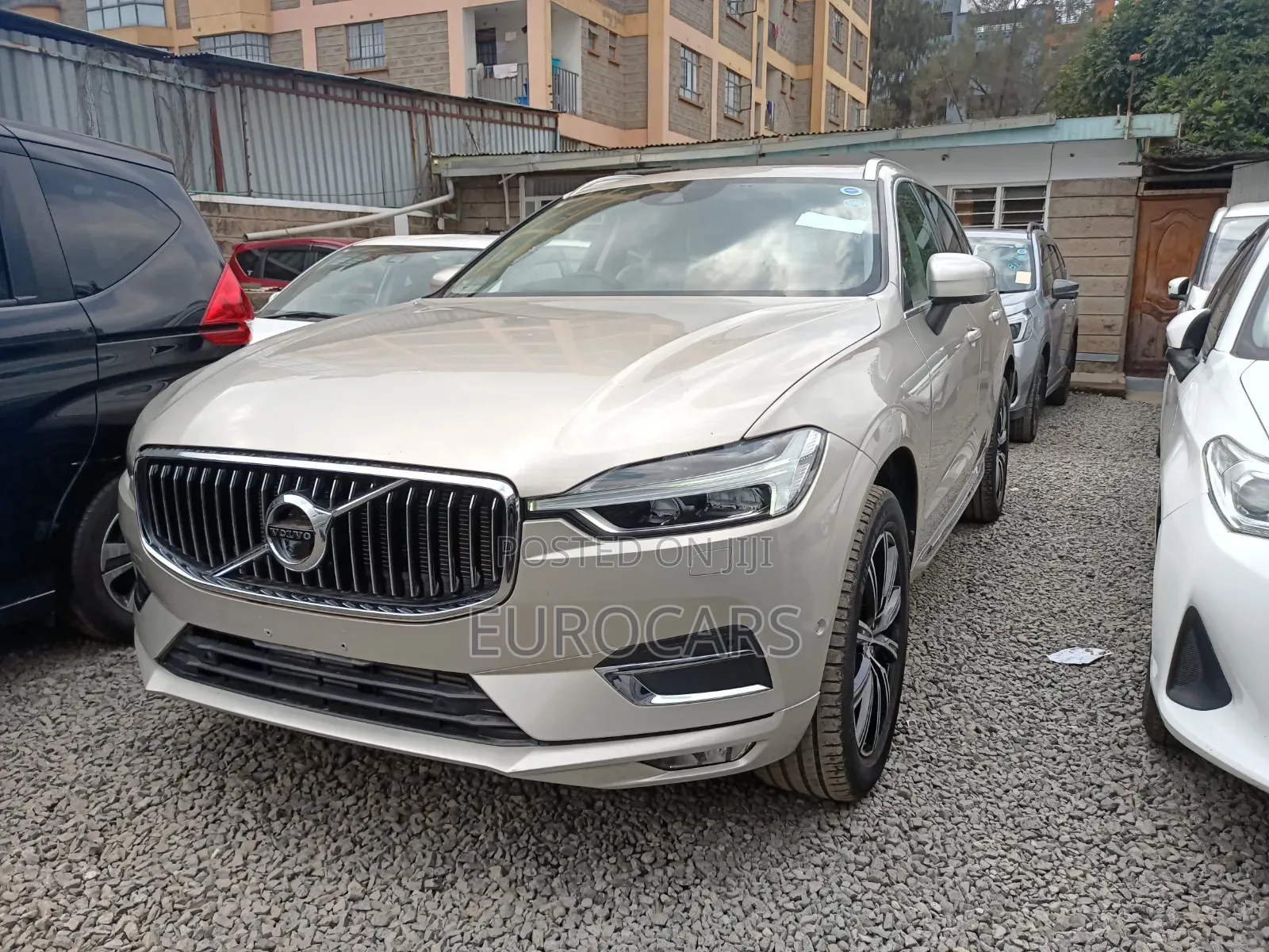 Volvo XC60 2019 Gold