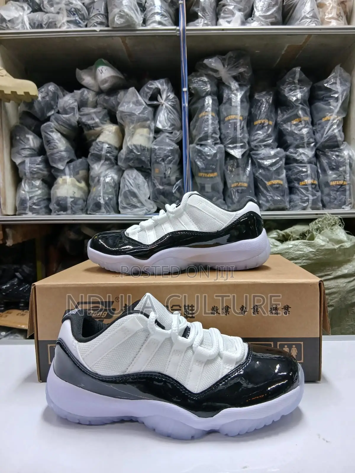 Jordan 11 Low Cut Unisex