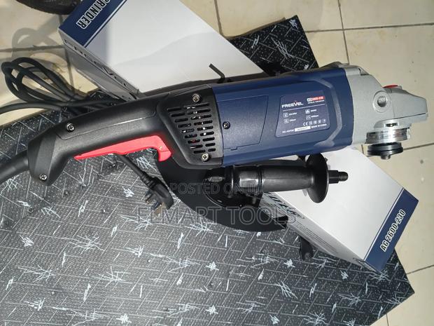 Angle Grinder 240V Freevel - thumbnail 2