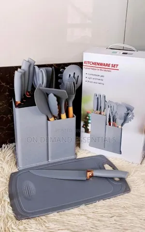 *ORIGINAL 19 PCS Silicon Spoons With Knives and Chopping Board