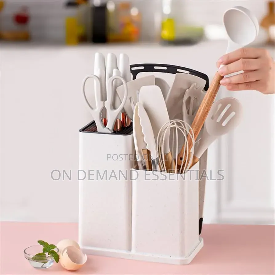 *ORIGINAL 19 PCS Silicon Spoons With Knives and Chopping Board