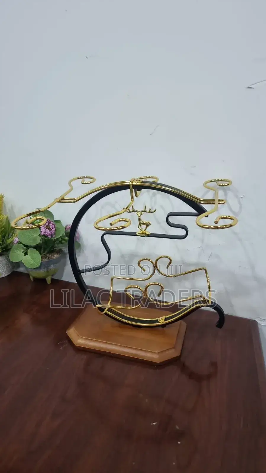 *Golden Deer Wine Rack Set With 6 Tot Glasses