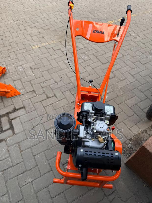 Soil Trencher Machine