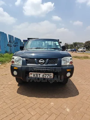 Nissan Hardbody 2012